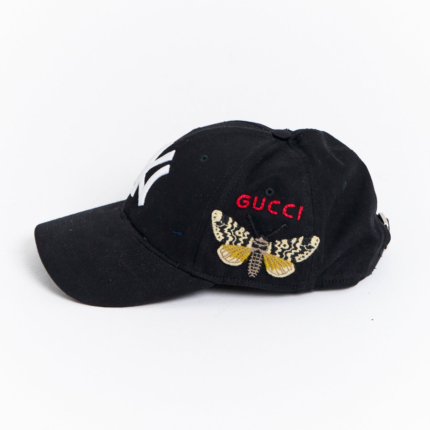 NY YANKEES EMBROIDERED BUTTERFLY BASEBALL CAP